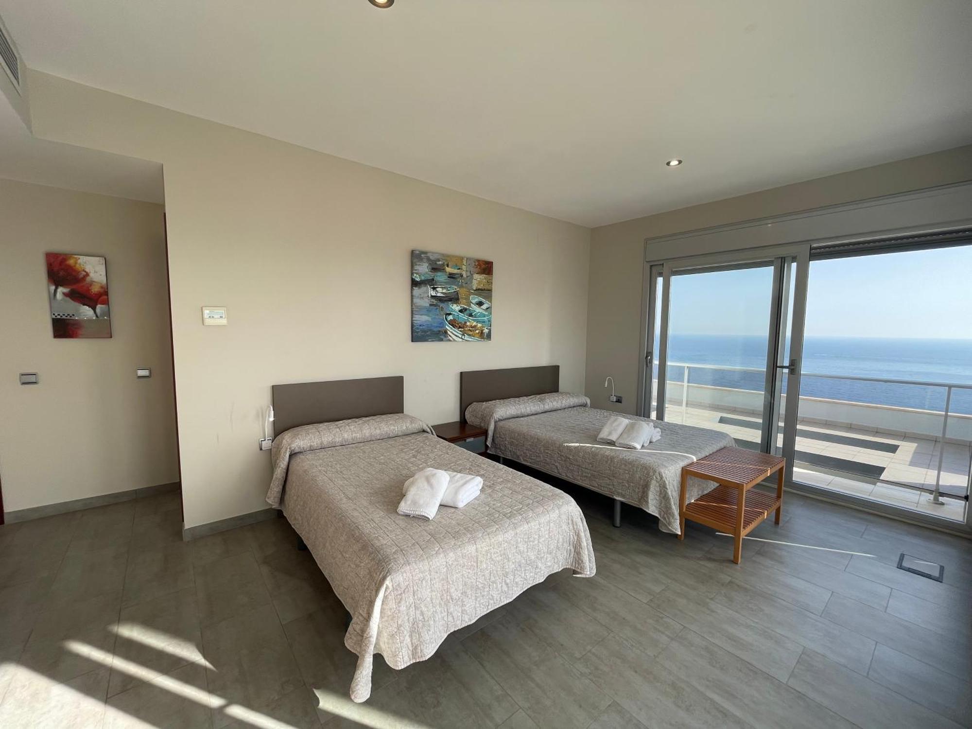 Apartamentos Entremares - Grupo Antonio Perles Κάλπε Εξωτερικό φωτογραφία