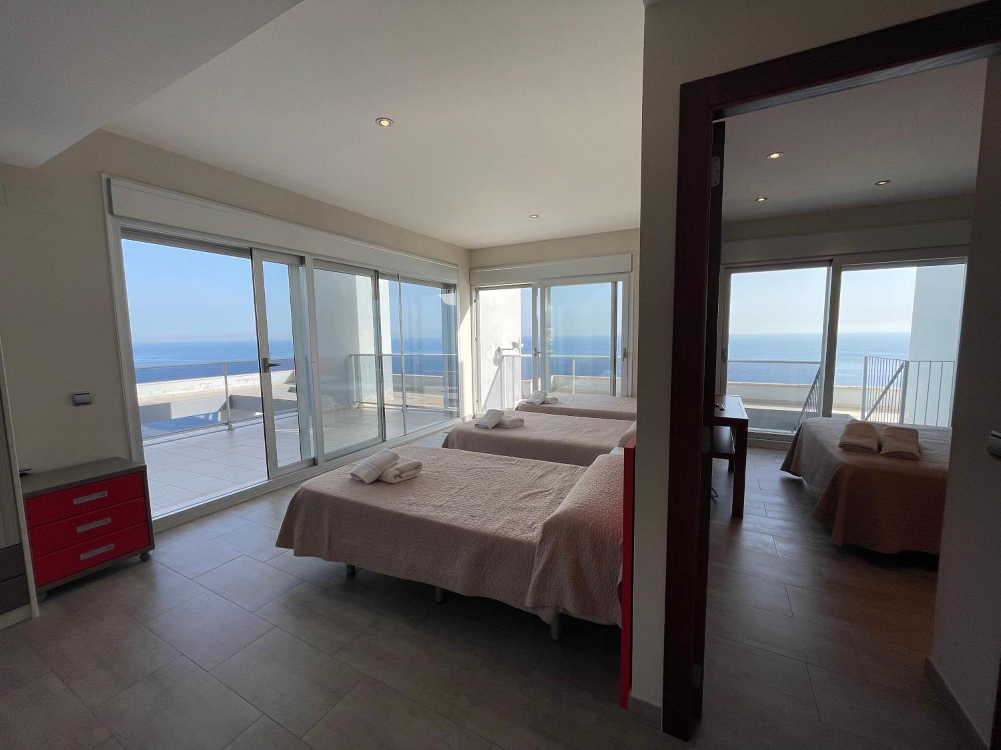 Apartamentos Entremares - Grupo Antonio Perles Κάλπε Εξωτερικό φωτογραφία